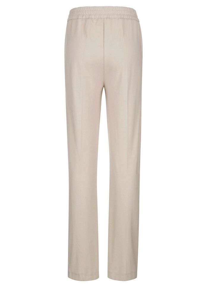 Byxor med pressade veck 