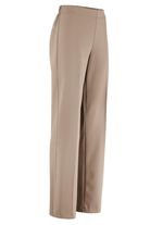 Snygga byxor med utsv&auml;ngda anklar 