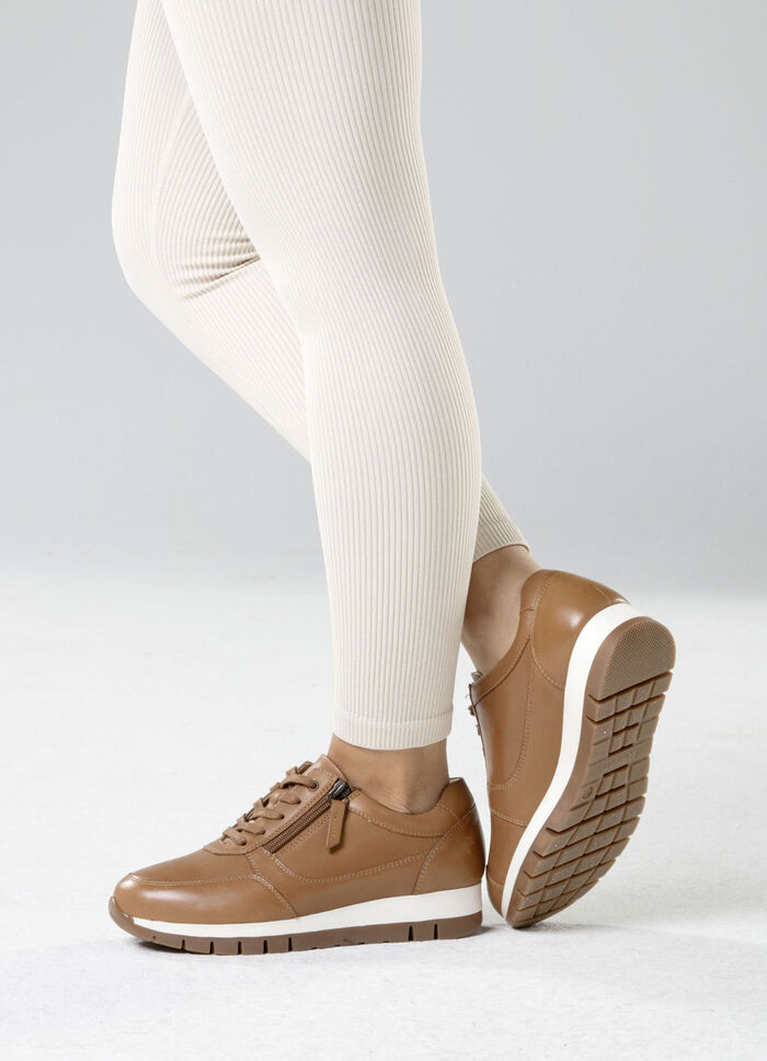 ELENA EDEN, sportiga damsneakers, vidd H, med uttagbar fotbädd CAMEL