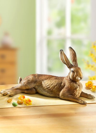 Handm&aring;lad kanin i polyresin 
