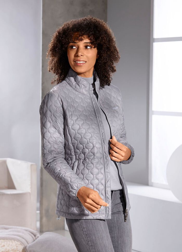 Funktionell jacka med l&ouml;kquiltning 