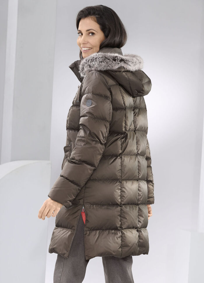 Kort dunkappa med avtagbar huva 