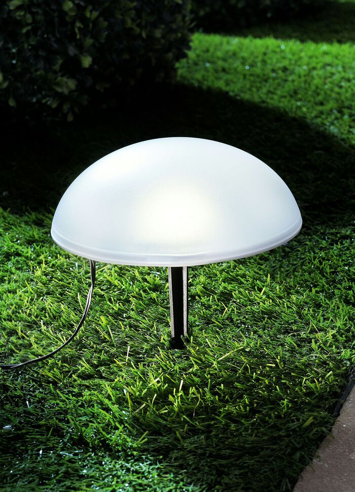 LED-solhalvklot, set om 5, med markspets 