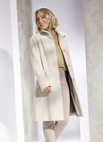 Kort kappa med avtagbar halsduk GRÄDDE