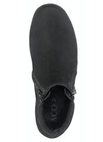 ELENA EDEN bootie gjord av nubuckl&auml;der SVART