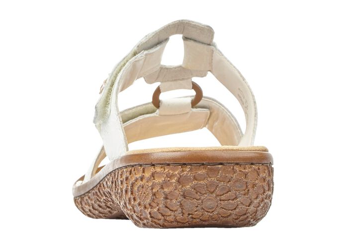 Slip-in-skor fr&aring;n Rieker med diskreta dekors&ouml;mmar 