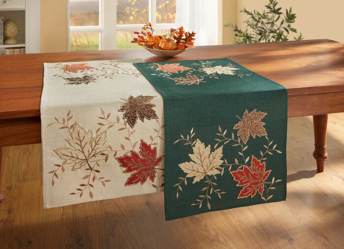 H&ouml;stliga bords- och rumsdekorationer med genomarbetade applikationer 