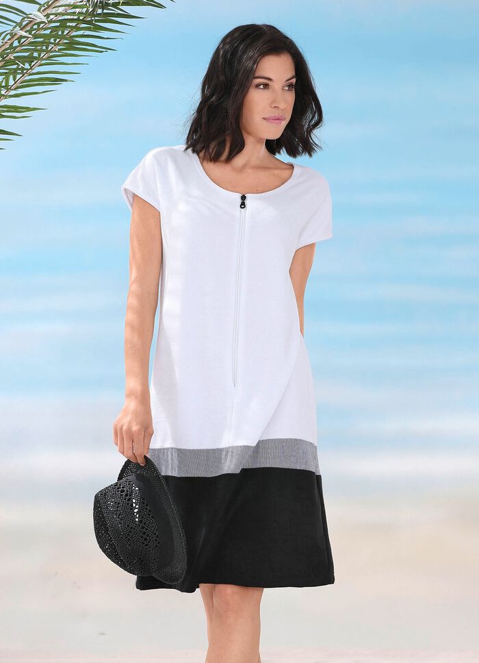 Frott&eacute;kl&auml;nning med dragkedja och lock p&aring; &auml;rmar 