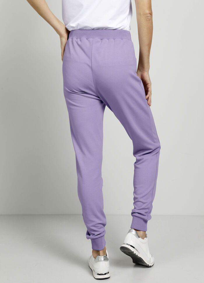 Byxor i joggerstil 