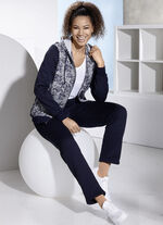 fritidsdr&auml;kt med huva 