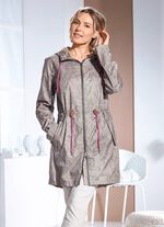 Funktionell kort kappa med bladmotiv design 