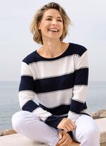 Tr&ouml;ja med utsmyckad stendekor 