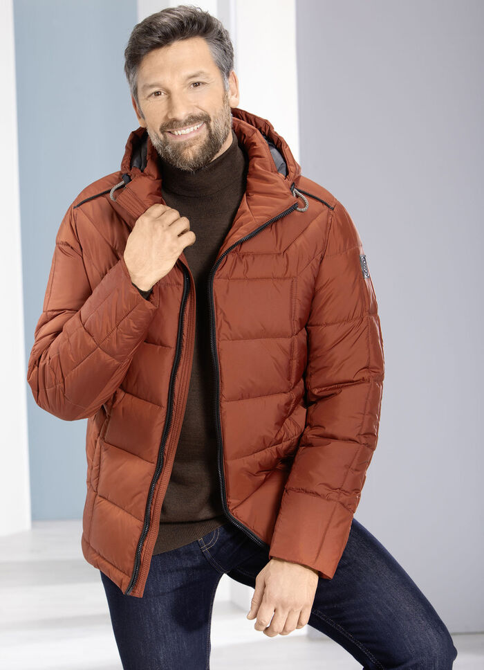 Quiltad kort jacka från "S4 Jackets" 