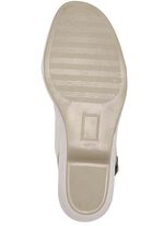 ELENA EDEN sandal gjord av skimrande nappal&auml;der 