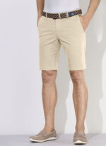 Avslappnade &quot;Redpoint&quot; bermudas med tygbälte i 3 färger HELLBEIGE