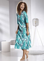 Hemkl&auml;nning med V-ringning 