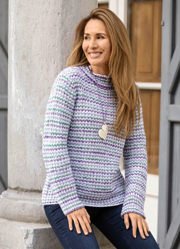 Tr&ouml;ja i randig design 