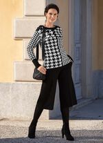 Hundtandsm&ouml;nstrad tr&ouml;ja 