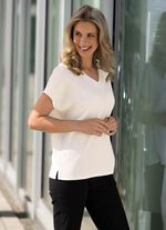 Skjorta med sidoslitsar i 2 f&auml;rger VIT