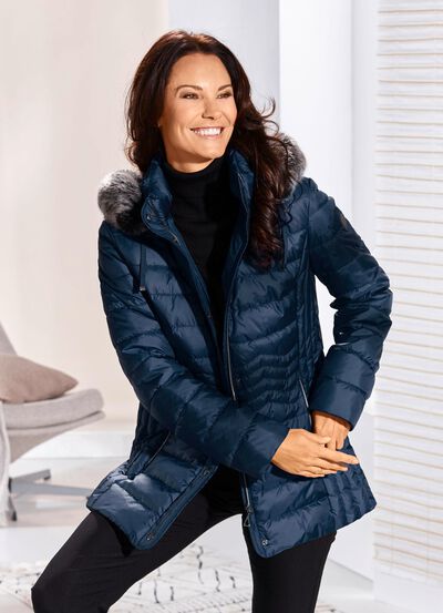 Jacka med avtagbar huva 