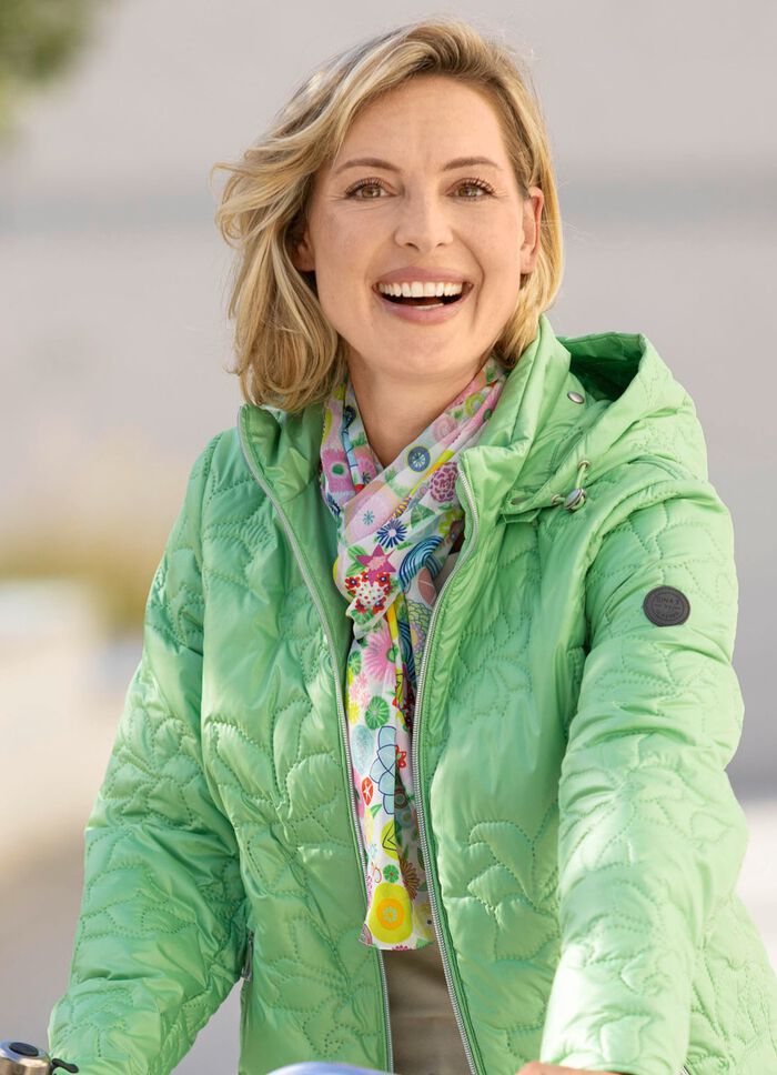 halsduk med fantasidesign 