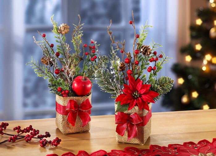 Arrangemang i en jutep&aring;se, set om 2 