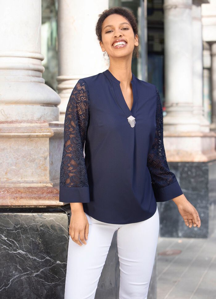 Tunika med avtagbar brosch 