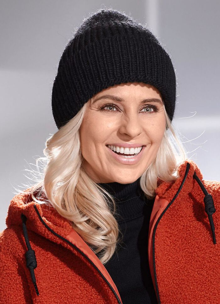 Trendig damhatt med uppvik 