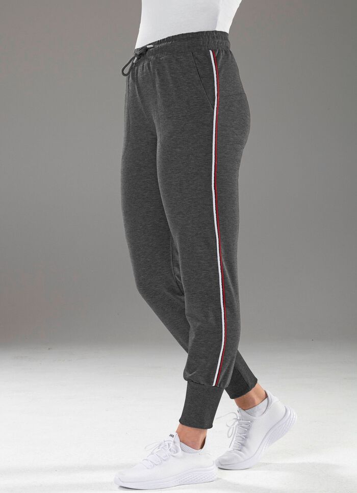 Fritidsbyxa fr&aring;n &ldquo;Plantier&rdquo; i 4 f&auml;rger 