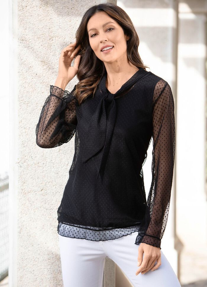 2-delat set best&aring;ende av skjorta och linne 