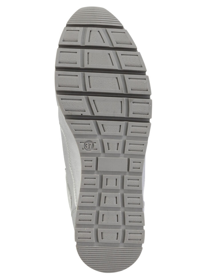 Sneakers, 