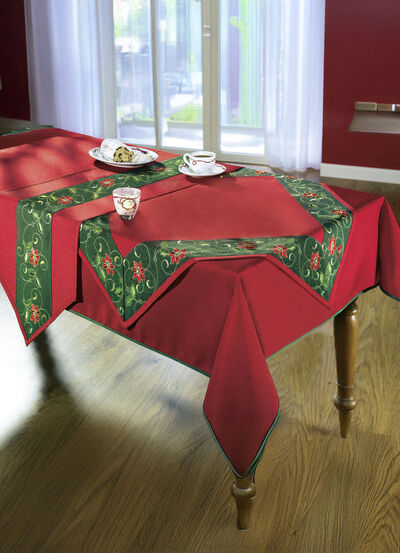 Traditionell bords- och rumsdekoration med Ilex-grenmotiv 
