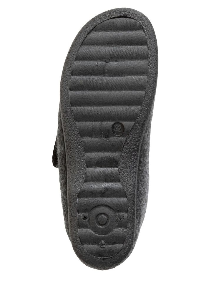 St&ouml;vlar i mjuk filt 