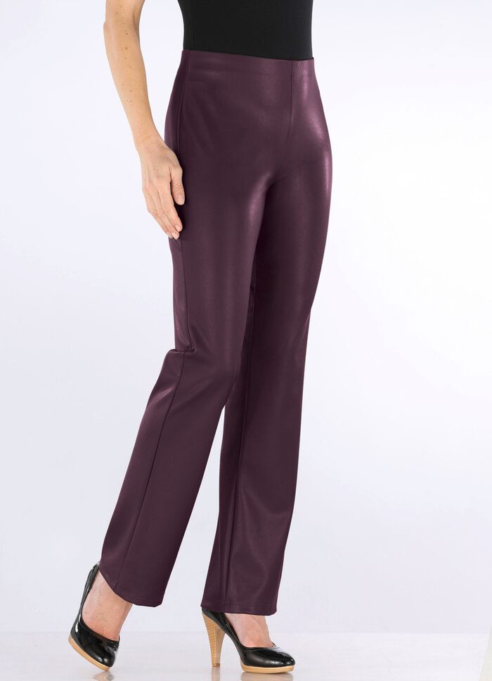 Byxor med utsv&auml;ngda anklar 