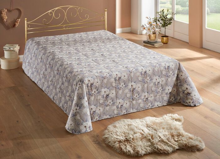 Rutiga quiltade &ouml;verkast och &ouml;rngott BEIGE