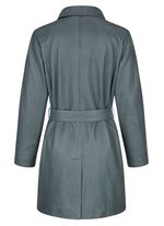 Kort skinnkappa med nedf&auml;llbar krage 