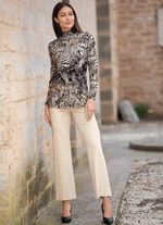 Skjorta med smockad st&aring;krage SVART-ECRU-KAMEL