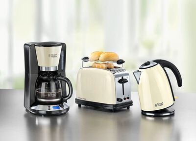 Frukostserie tillverkad av h&ouml;gkvalitativt lackerat rostfritt st&aring;l 