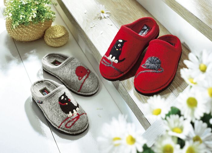 Haflinger tofflor Caty, gjorda av h&ouml;gkvalitativ jungfruull 