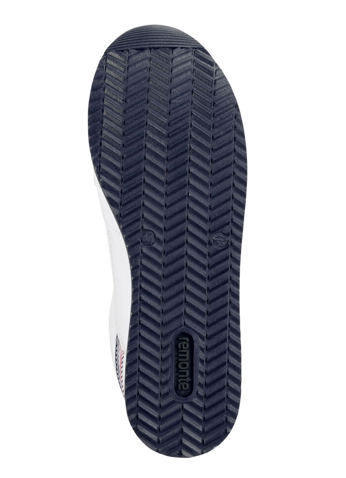 Remonte sneakers gjorda av belagt läder med textilkanter, 