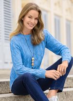 Tr&ouml;ja med f&ouml;rl&auml;ngande v&aring;gm&ouml;nster 