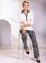 Pik&eacute;tr&ouml;ja med kontrasterande finish 