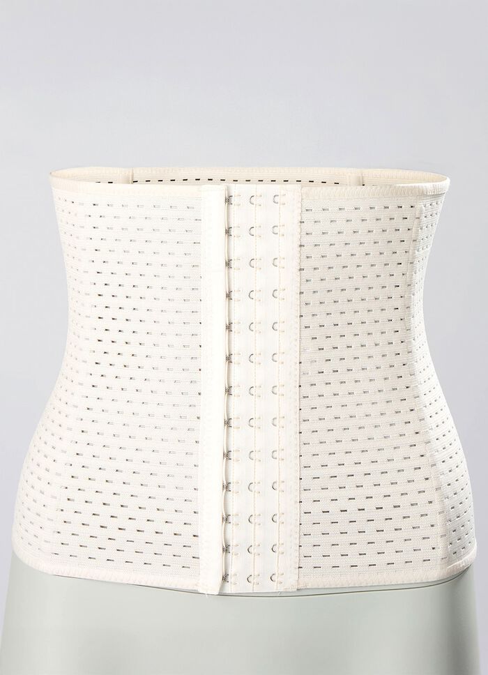 Smalt b&auml;lte med hakkn&auml;ppning framtill 