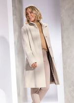 Kort kappa med avtagbar halsduk GR&Auml;DDE