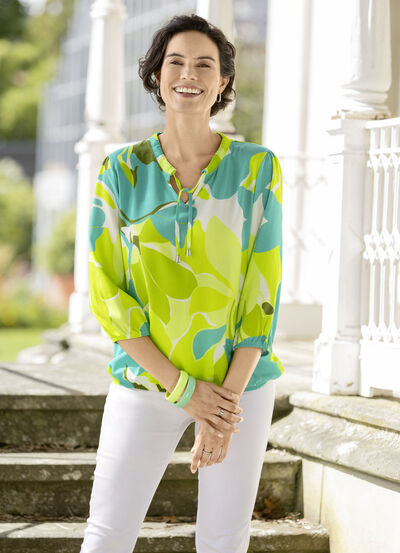 F&auml;rgglad tunika 