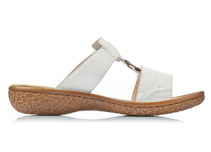 Slip-in-skor fr&aring;n Rieker med diskreta dekors&ouml;mmar 