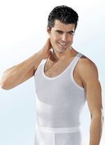 Herrlinnen fr&aring;n Pfeilring i trepack, dubbelribbade, vita 