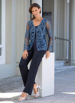 Blusjacka med dekorativa knappar 