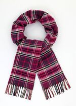 Halsduk med rutm&ouml;nster 