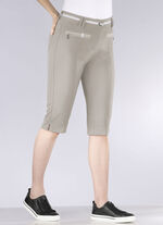 Genomarbetade bermudashorts SAND